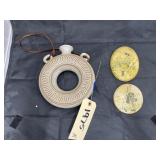 Pottery Dï¿½cor & Paperweights