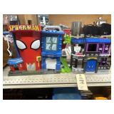 Plastic Toys - Gotham City & Spider Man House