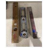 3 Pcs - Wooden Level - Pry Bar - Level