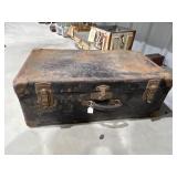 Vintage Trunk 30"x16"