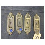4 - Keyhole Plates