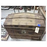 Camelback Trunk 32"L x 20"W x 25"H