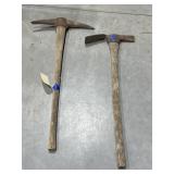 2 Pick Axes