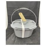 Plastic Bucket w/Lid