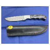 Damascus Style Knife w/ Leather Sheath