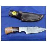 Damascus Style Knife w/ Leather Sheath