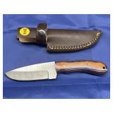 Damascus Style Knife w/ Leather Sheath