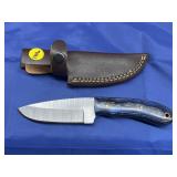 Damascus Style Knife w/ Leather Sheath
