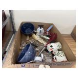 Pottery Barn Bowls - Kitchen Utensils