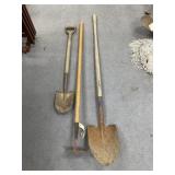 3 Pcs - 2 Shovels & Hoe