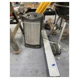 Electric Heater & Overhead Light