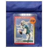 1990 Score Football Card #320 Dan Marino