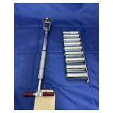 Ratcheting Wrench w/Sockets