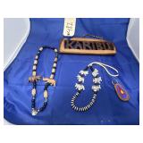 Karibu Wood Beaded Dï¿½cor