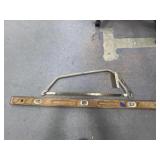 2 Pcs - Saw & Level