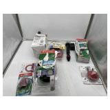 7 Count Toilet Repair Lot, (1) Fluidmaster Univers