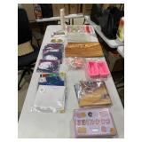 15 Count Misc Party Lot, (1) 4 CT Pink Rubber Cook