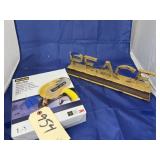 Scotch ATG 700 Tape Gun in box & Peace Dï¿½cor