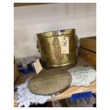 Metal & Plastic Dï¿½cor - Metal Bucket 14" x 12"