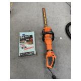 Black & Decker Corded Hedge Trimmer