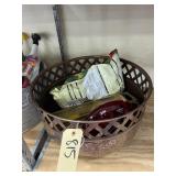 Metal Planter w/Glass Bird Feeder - Gun Cleaning