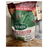 Scotts Winterizer Lawn Fertilizer