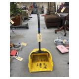 Large Plastic Handled Dust Bin