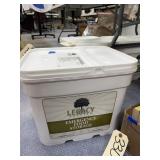 Legacy Premium 120 Serving Entree Pail 2014