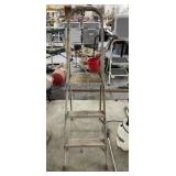 3-Step Folding Aluminum Step Ladder
