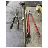 Hoe - Rake - Shears - Heavy Duty Loppers
