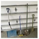 Spaded Shovel - Scoop - Snow Shovel
