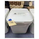 Legacy Premium 120 Serving Breakfast Pail 2014