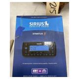 Sirius XM Stratus 5 Satellite Radio