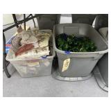 2 Plastic Bins w/Assorted Christmas Dï¿½cor