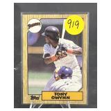 1987 TOPPS HOF TONY GWYNN CARD