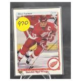 1990 UPPERDECK HOF STEVE YZERMAN CARD
