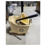 Mop Bucket & Wringer