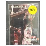 1992 SKYBOX HOF MICHAEL JORDAN CARD