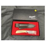 Schrade Scrimshaw 2-1/2" Fixed Blade Knife