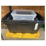 5 - Plastic Totes w/2 Lids