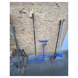 Push Broom - Rock Bar - Assembly Roller