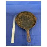 Cast Iron Skillet 9" - rusty