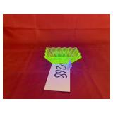 Val St Lambert Uranium Vaseline Dish