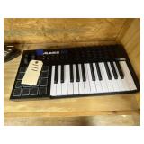 Alesis TI 25 Keyboard - no cord