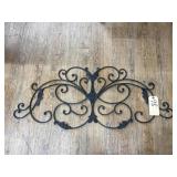 Metal Wall Dï¿½cor - 39"x16"