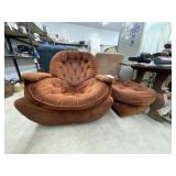 Egg Shaped Swivel Chair w/Ottoman