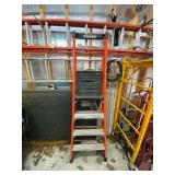 Werner 300 lb capacity Step Ladder