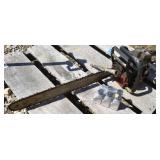Jonsereds Chainsaw w/ Oil and Sharpener