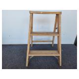 Werner 2' Step Ladder