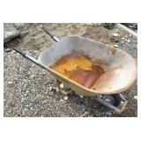 True Temper Wheel Barrow (Yellow)
